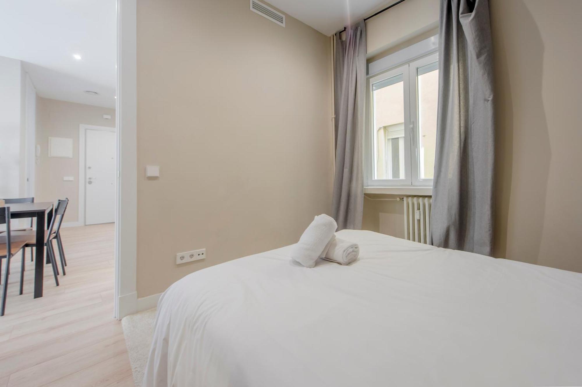 Downtown Apt Para 7Pax La Latina,Centro De Madrid Ngoại thất bức ảnh
